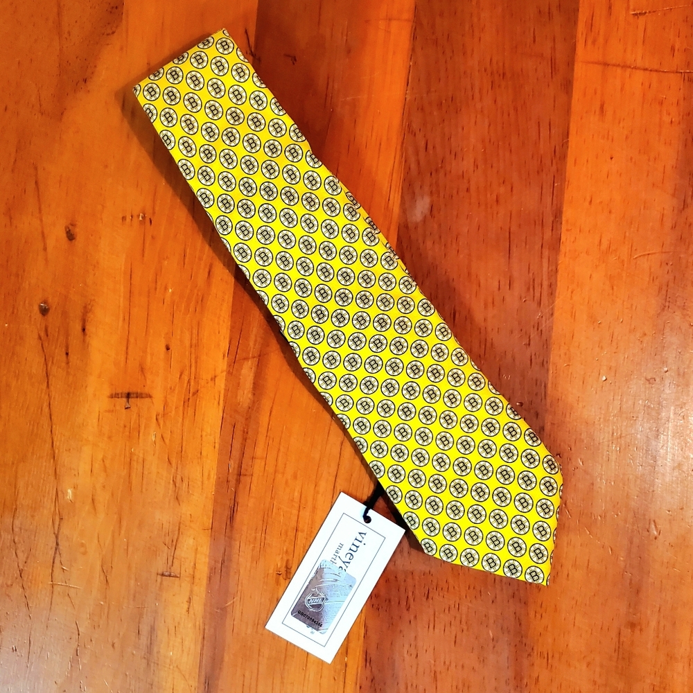 NWT VINEYARD VINES Boston BRUINS Gold Yellow 50" Boys Silk Tie USA FGHT LDY YEL